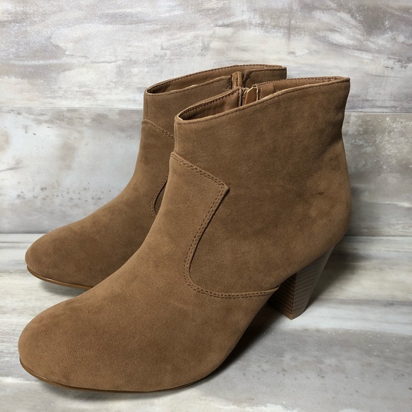 Lane Bryant Shoes - NWOT Lane Bryant Booties